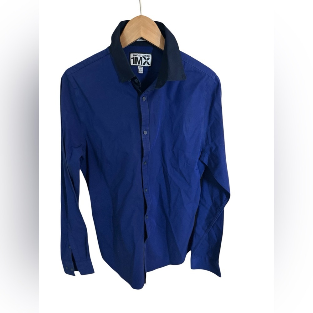 Express Limited Edition 1MX Men’s Button Down Shirt Size S‎ (14-14.5 neck)